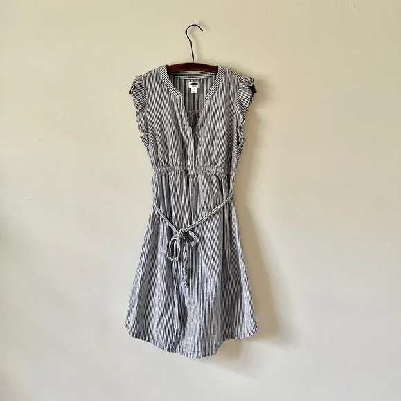 white christmas dresses Olive Green 100% Cotton Button-Down Knee Length Pre and Post Maternity Dress 34
